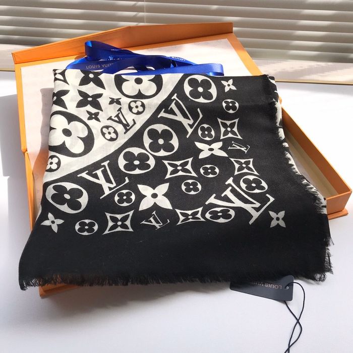 Louis Vuitton Scarf LV00083